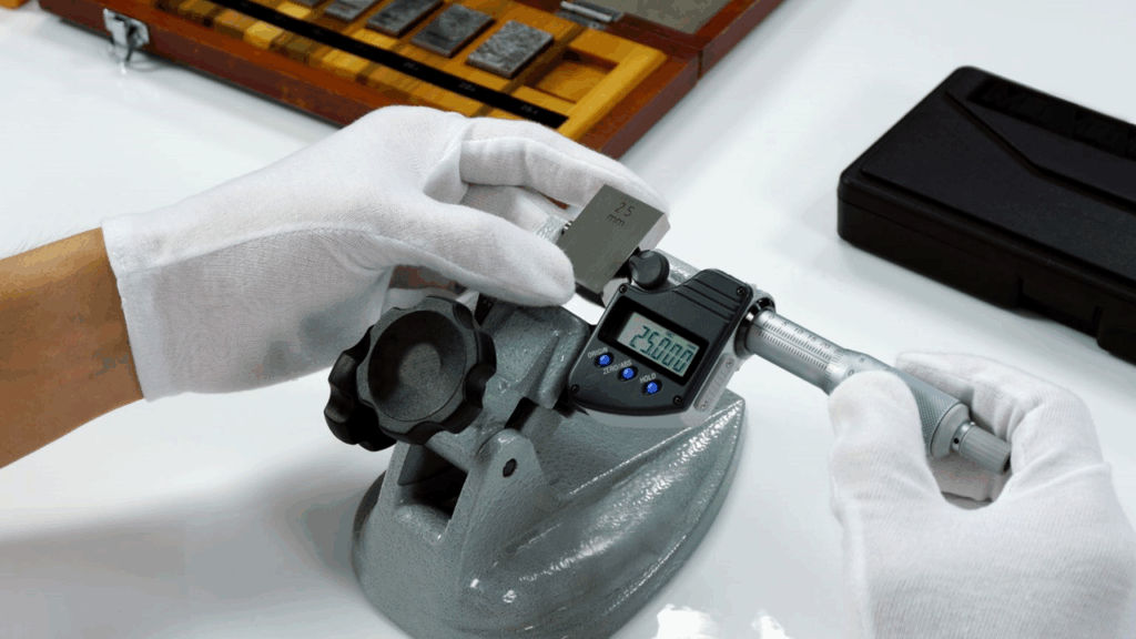 Wzorcowanie przyrządów pomiarowych długości i kąta, Szkolenie Qualitywise.pl